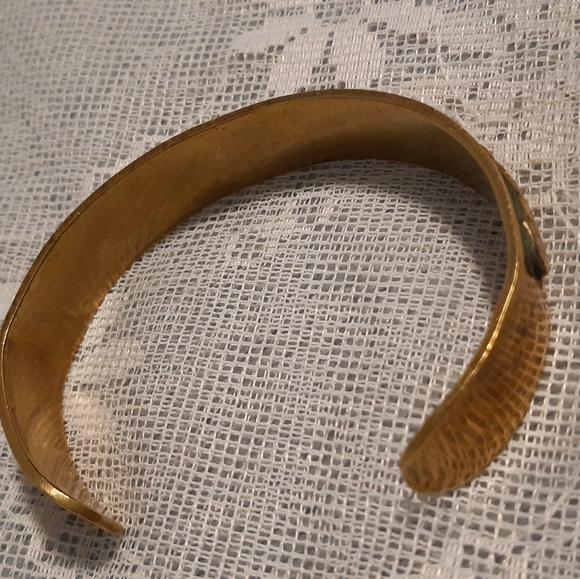 Bronze Vintage Floral Cufflinks  Bracelet, 2½" Wide /Unisex - Picture 11 of 12